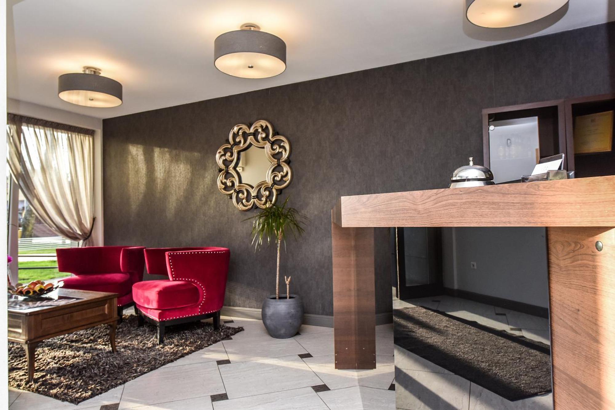 Muza Hotel 팔랑가 외부 사진