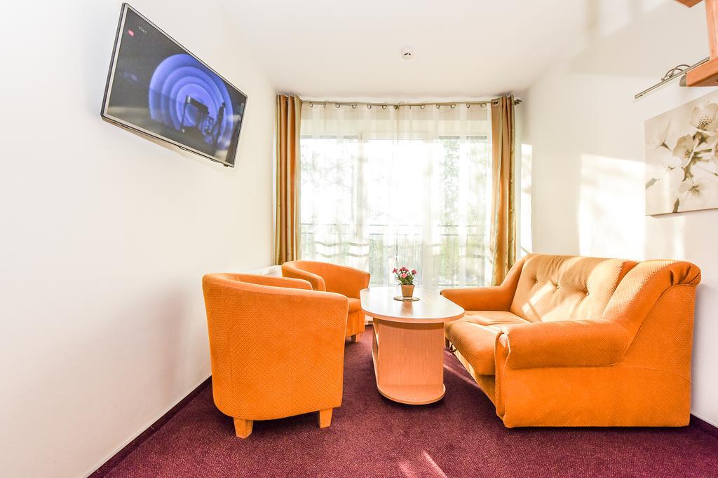 Muza Hotel 팔랑가 외부 사진